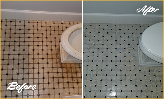 Sir Grout Cleans this Eden Prairie Bathroom Tile and Grout Cleaned to Remove Stains Before and After Picture of a Eden Prairie Bathroom Tile and Grout Cleaned to Remove Stains